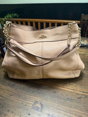 COACH LEXI CHAIN STRAP SHOULDER BAG